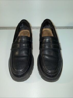 Clark's -Classic Black Women's Leather Slip-On Loafers